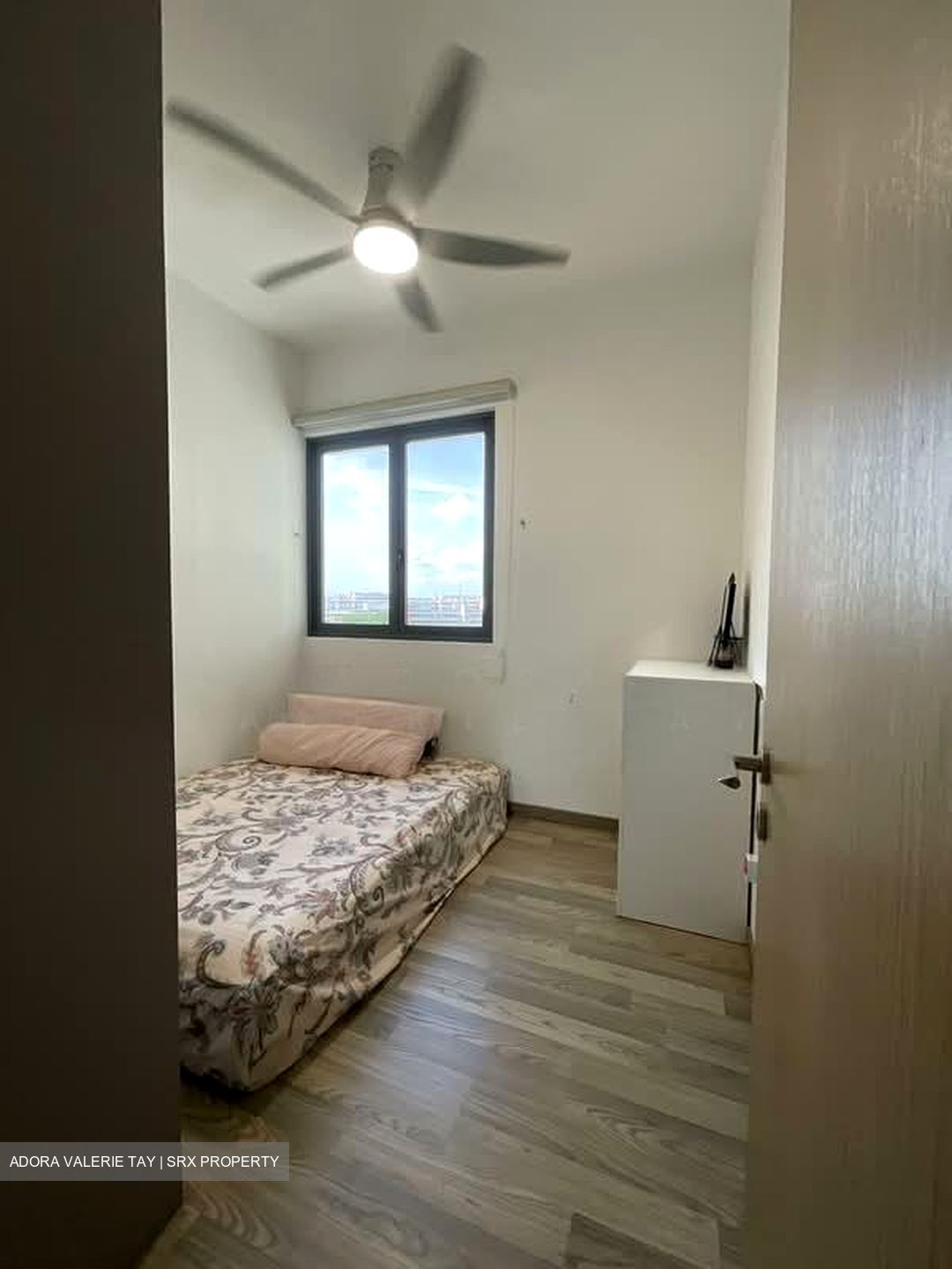 Lakeville (D22), Condominium #569853191